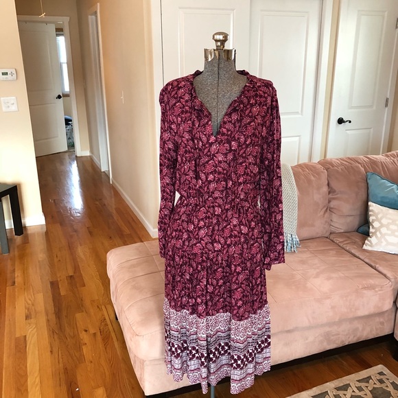 Dresses & Skirts - NWT SMALL & MEDIUM BOHEMIAN STYLE DRESS